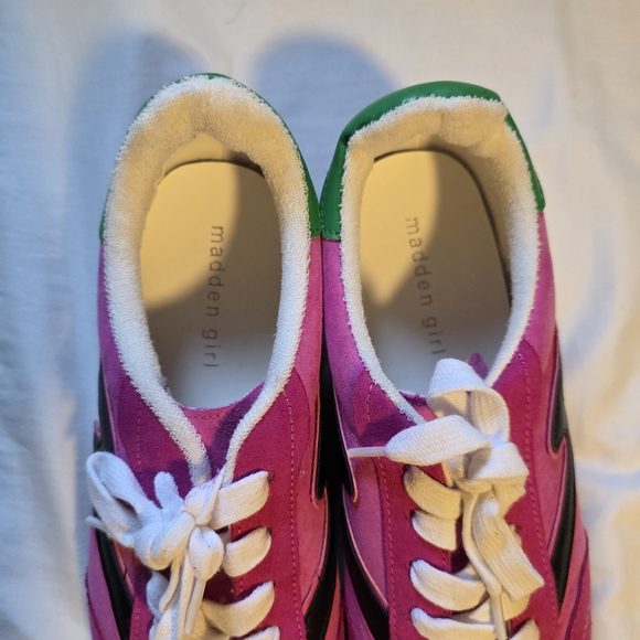 Madden Girl PINK Sneakers - Picture 4 of 6